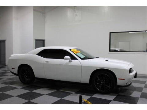 2021 Dodge Challenger SXT