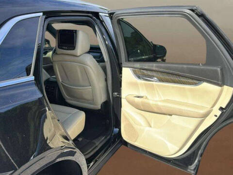 2017 Cadillac XT5
