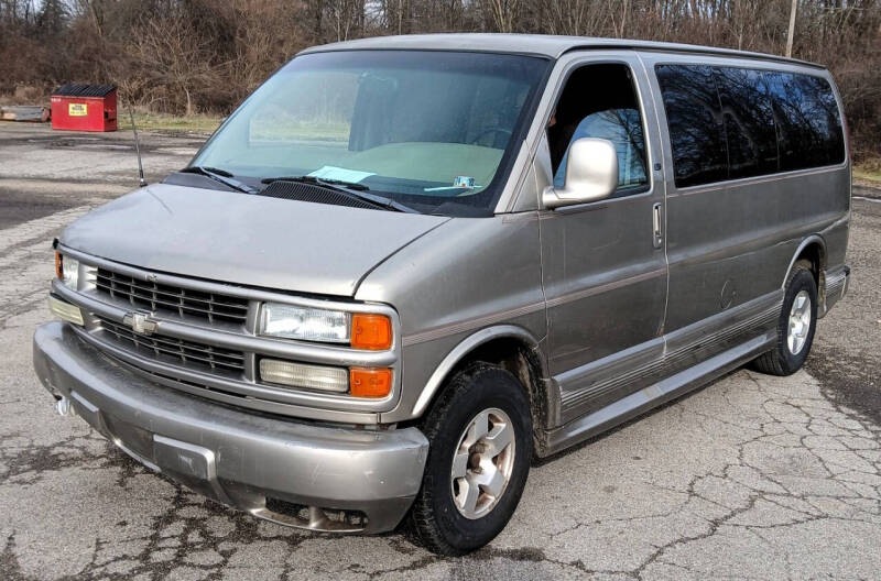 2001 Chevrolet Express G1500 LT