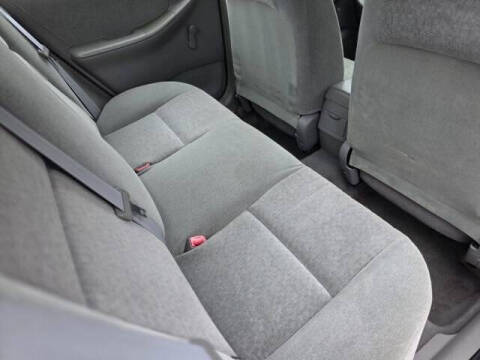 2004 Toyota Corolla CE