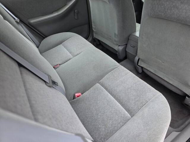 2004 Toyota Corolla CE