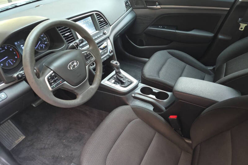 2018 Hyundai Elantra