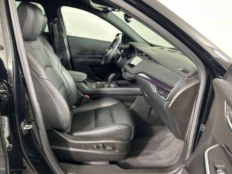 2023 Cadillac XT4 Luxury