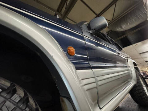 1995 Mitsubishi Montero