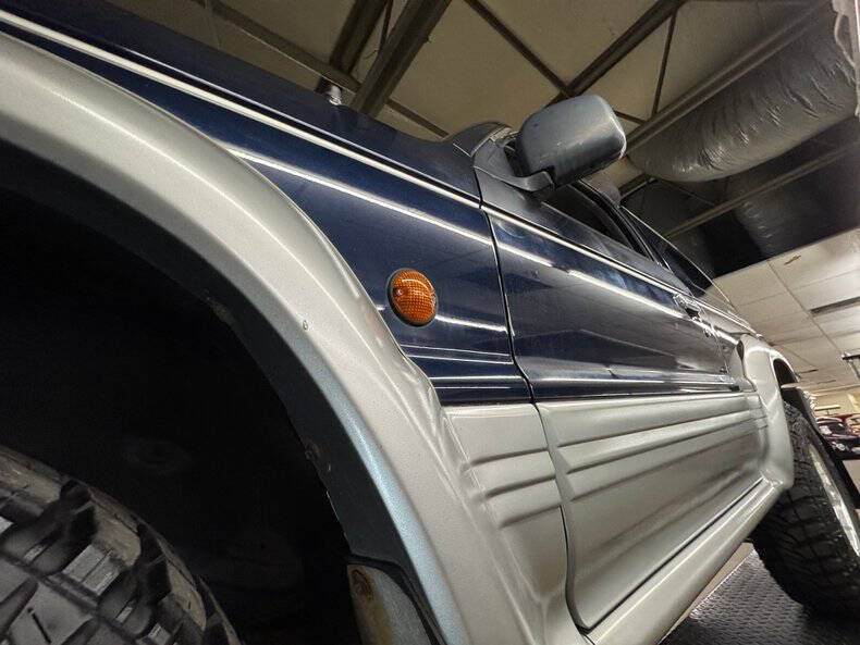1995 Mitsubishi Montero