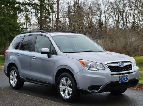 2015 Subaru Forester for sale at CLEAR CHOICE AUTOMOTIVE in Milwaukie OR