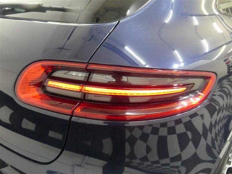 2017 Porsche Macan