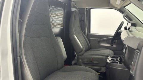 2023 Chevrolet Express 2500