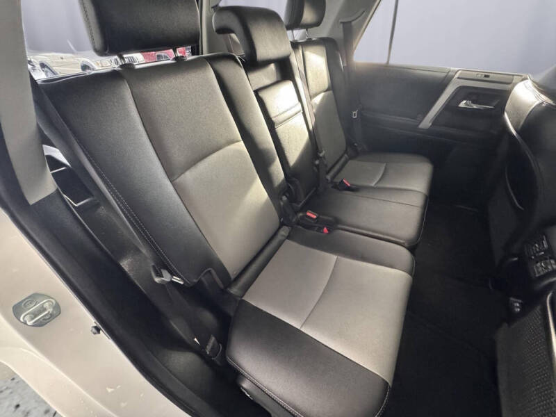 2020 Toyota 4Runner SR5