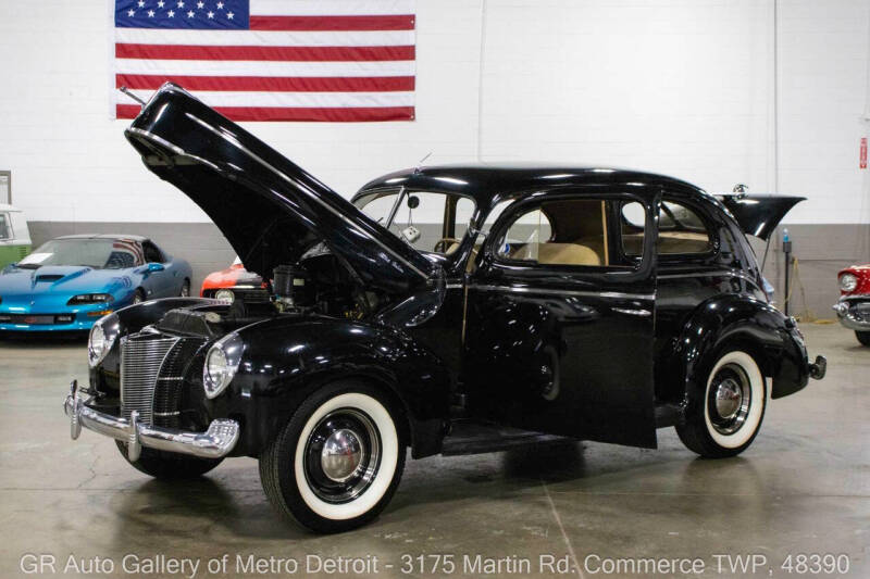 1940 Ford Deluxe
