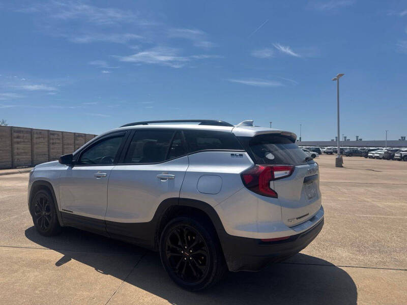 2022 GMC Terrain SLE