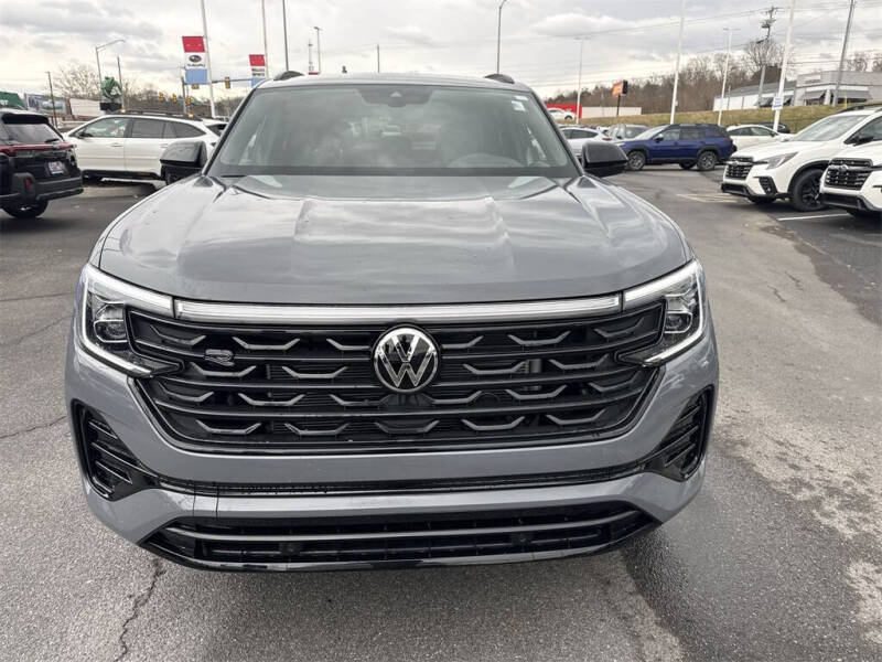 2026 Volkswagen Atlas Cross Sport SEL R-Line Black 4Motion