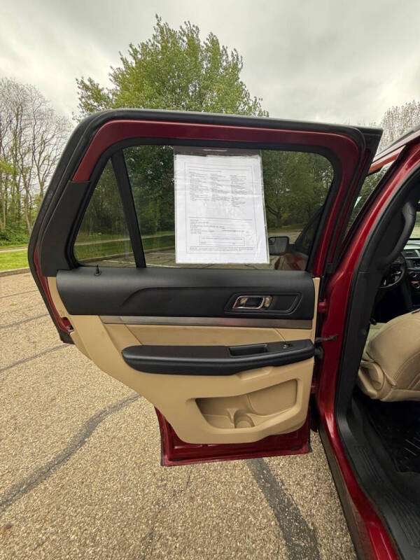 2017 Ford Explorer