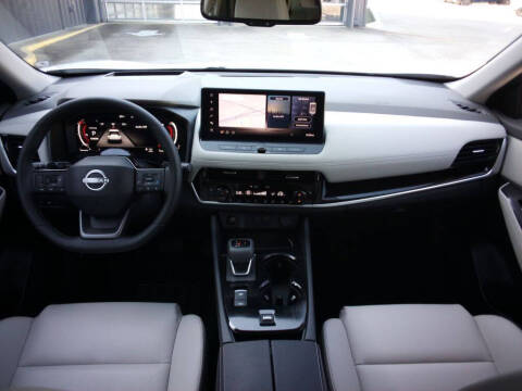 2025 Nissan Rogue SL