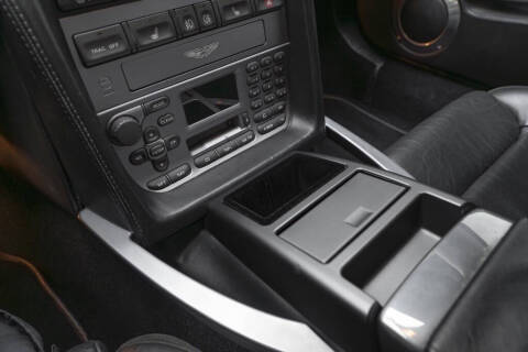 2005 Aston Martin V12 Vanquish S