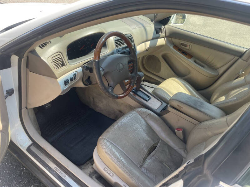2000 Lexus ES 300