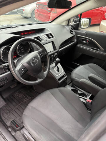 2014 Mazda MAZDA5 Sport