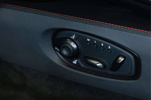 2025 Aston Martin Vantage