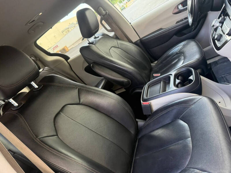 2017 Chrysler Pacifica
