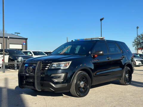 2017 Ford Explorer for sale at Chiefs Auto Group in Hempstead TX