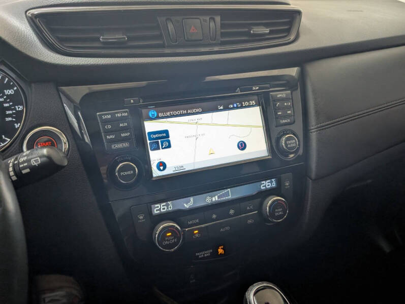 2017 Nissan Rogue SL