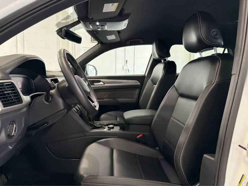 2022 Volkswagen Atlas Cross Sport V6 SE 4Motion