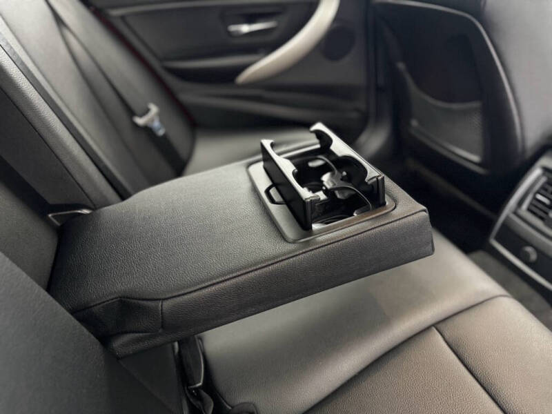 2015 BMW 3 Series 320i xDrive