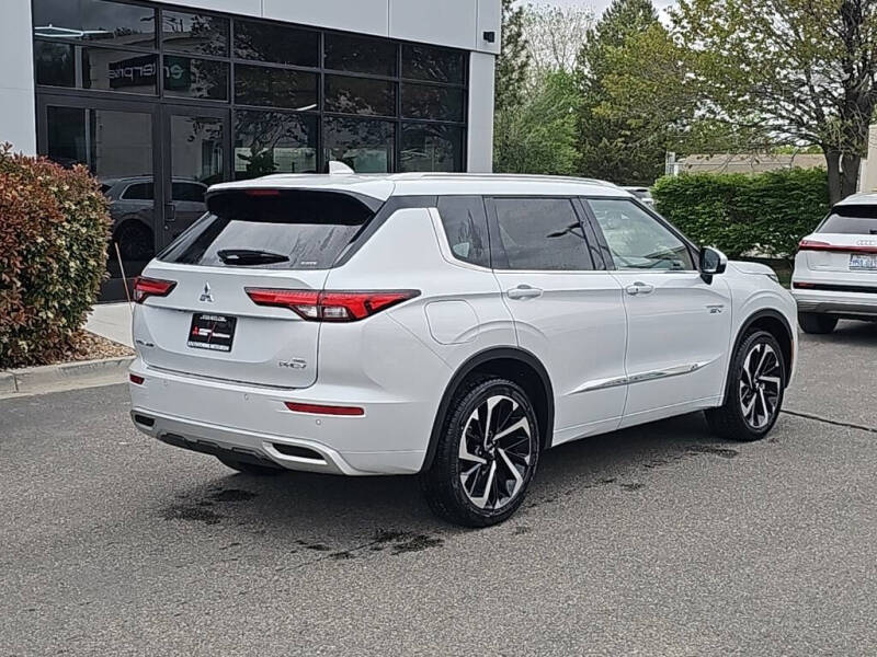 2025 Mitsubishi Outlander PHEV SEL