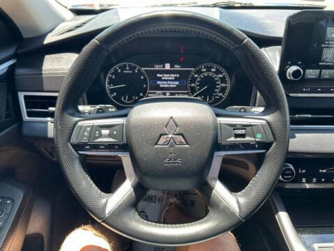 2024 Mitsubishi Outlander