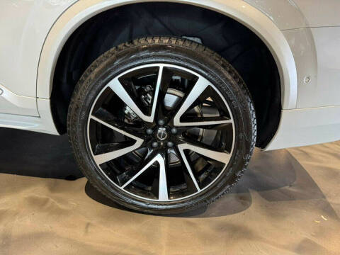 2023 Volvo XC90 B6 Plus Bright Theme 6P