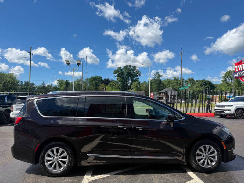 2018 Chrysler Pacifica Touring L