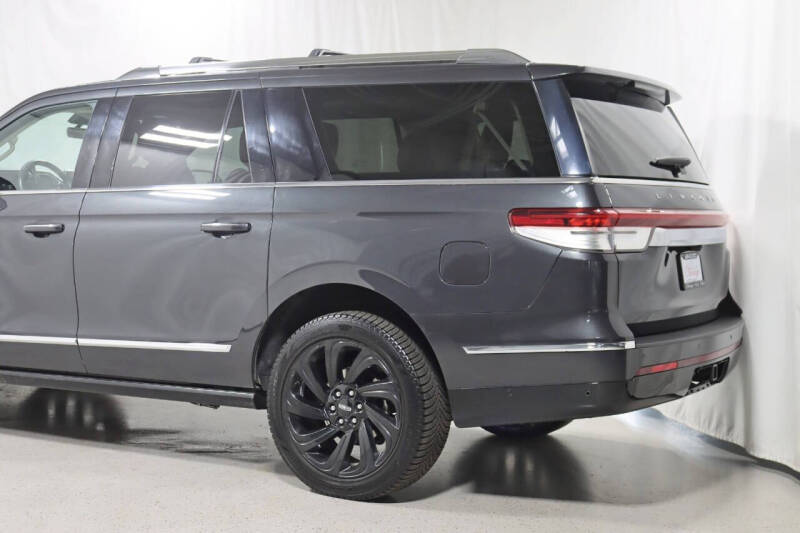 2022 Lincoln Navigator L Reserve