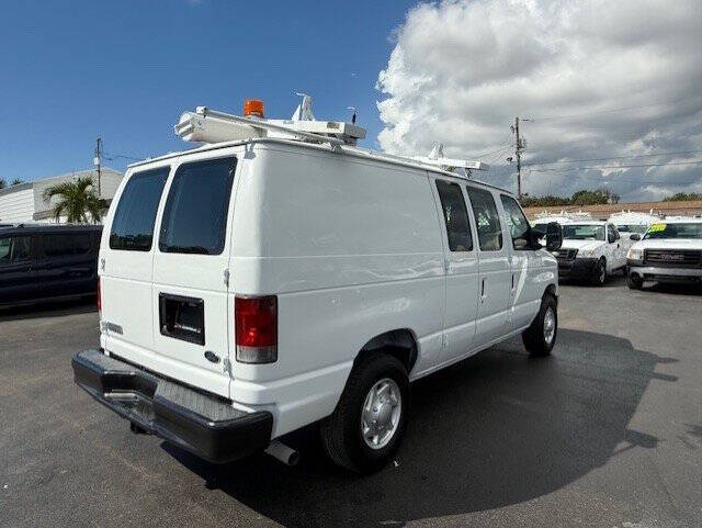 2009 Ford E-Series E-350 SD