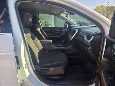 2017 GMC Acadia SLE-1