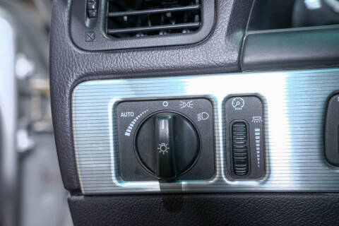 2004 Ford Thunderbird Deluxe