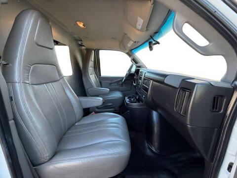 2020 Chevrolet Express 2500