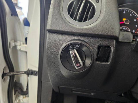 2018 Volkswagen Tiguan Limited 2.0T 4Motion