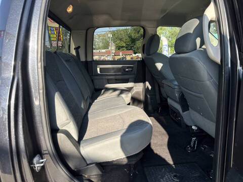 2017 RAM 1500 Big Horn