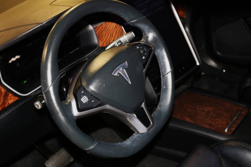 2020 Tesla Model X Long Range