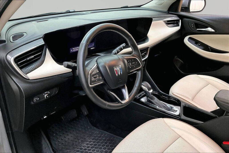 2024 Buick Encore GX Avenir