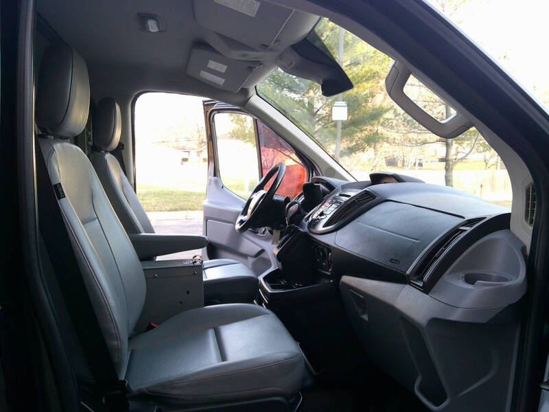 2017 Ford Transit 150