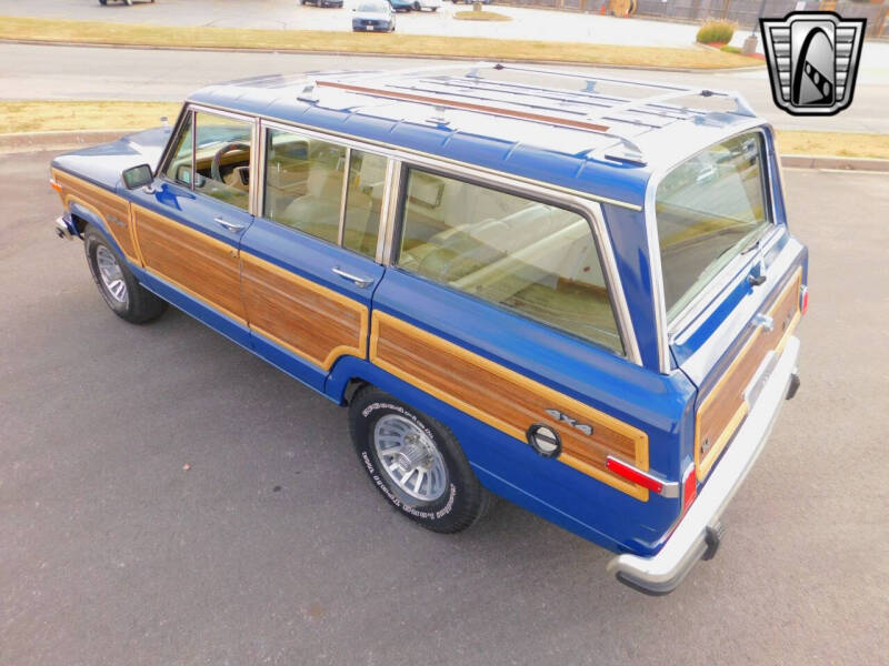 1989 Jeep Grand Wagoneer