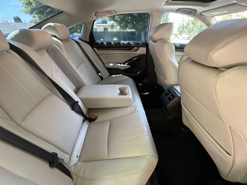 2018 Honda Accord Hybrid Touring