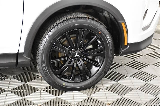 2023 Mitsubishi Eclipse Cross LE