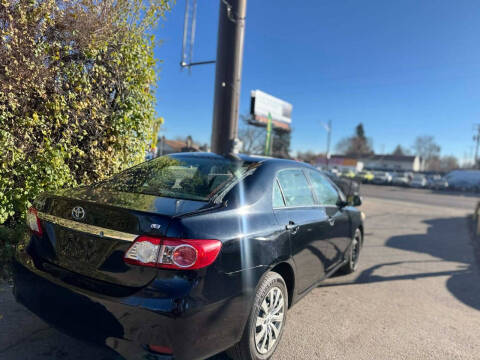 2013 Toyota Corolla LE