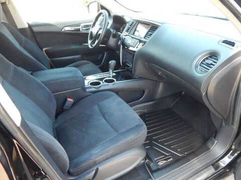 2015 Nissan Pathfinder S