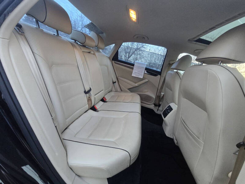 2018 Volkswagen Passat 2.0T SE