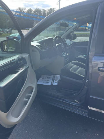 2017 Dodge Grand Caravan SE