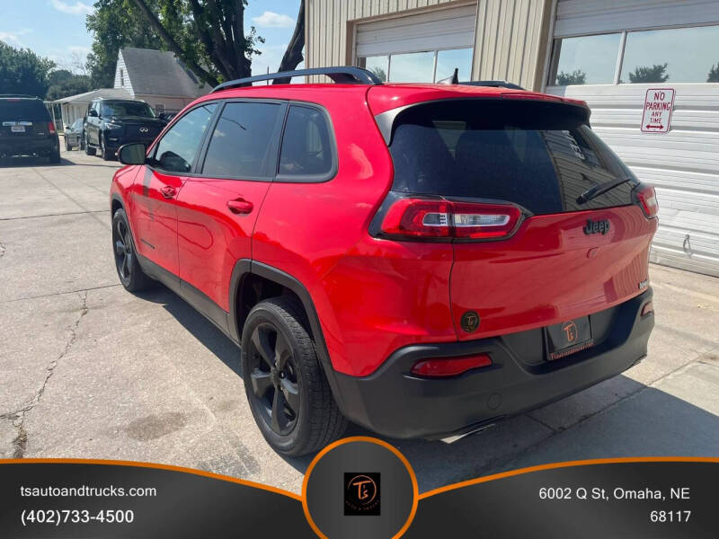 2017 Jeep Cherokee