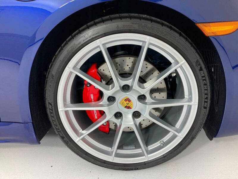 2025 Porsche 718 Cayman GTS 4.0